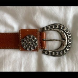 Vintage Tan/Cognac Seashell Belt